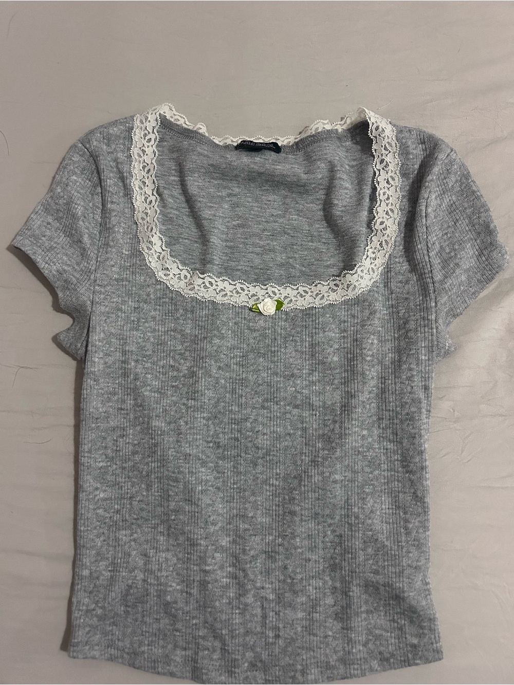 wild fable Gray Ribbed Short Sleeve Top with Lace Trim